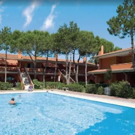 Flat In A Poolside Residence-beahost