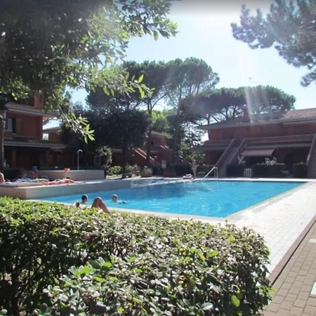 Flat In A Poolside Residence-beahost *