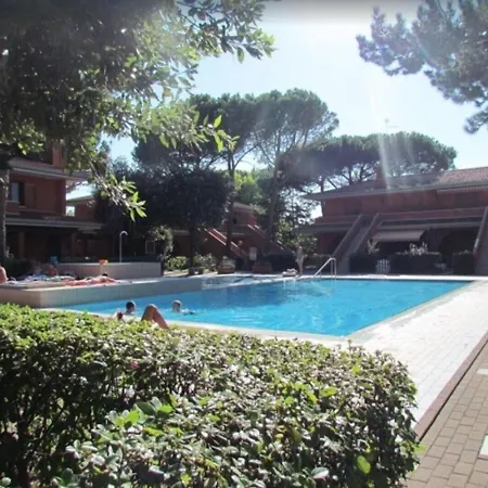 Flat In A Poolside Residence-beahost Appartement *