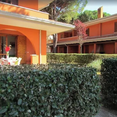 Flat In A Poolside Residence-beahost Bibione