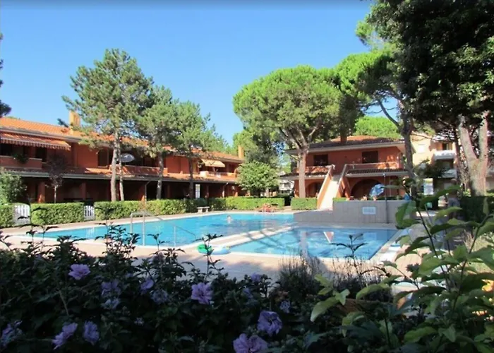 Flat In A Poolside Residence-beahost Bibione